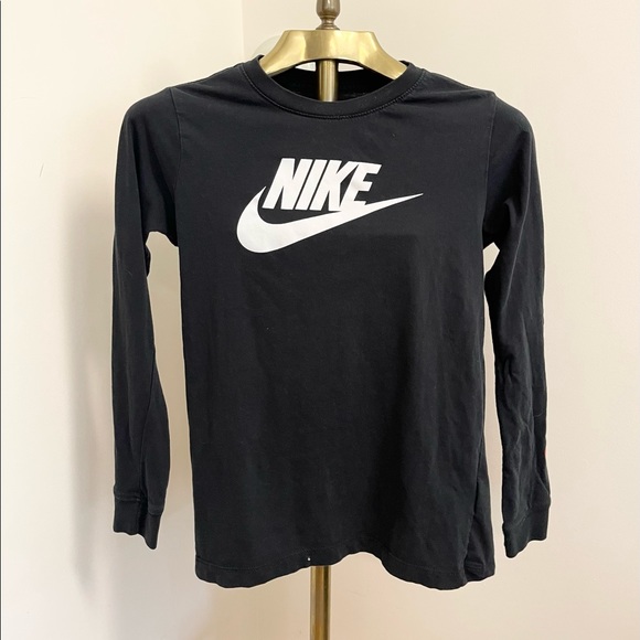 Awesome Nike cotton tee! - Picture 1 of 7